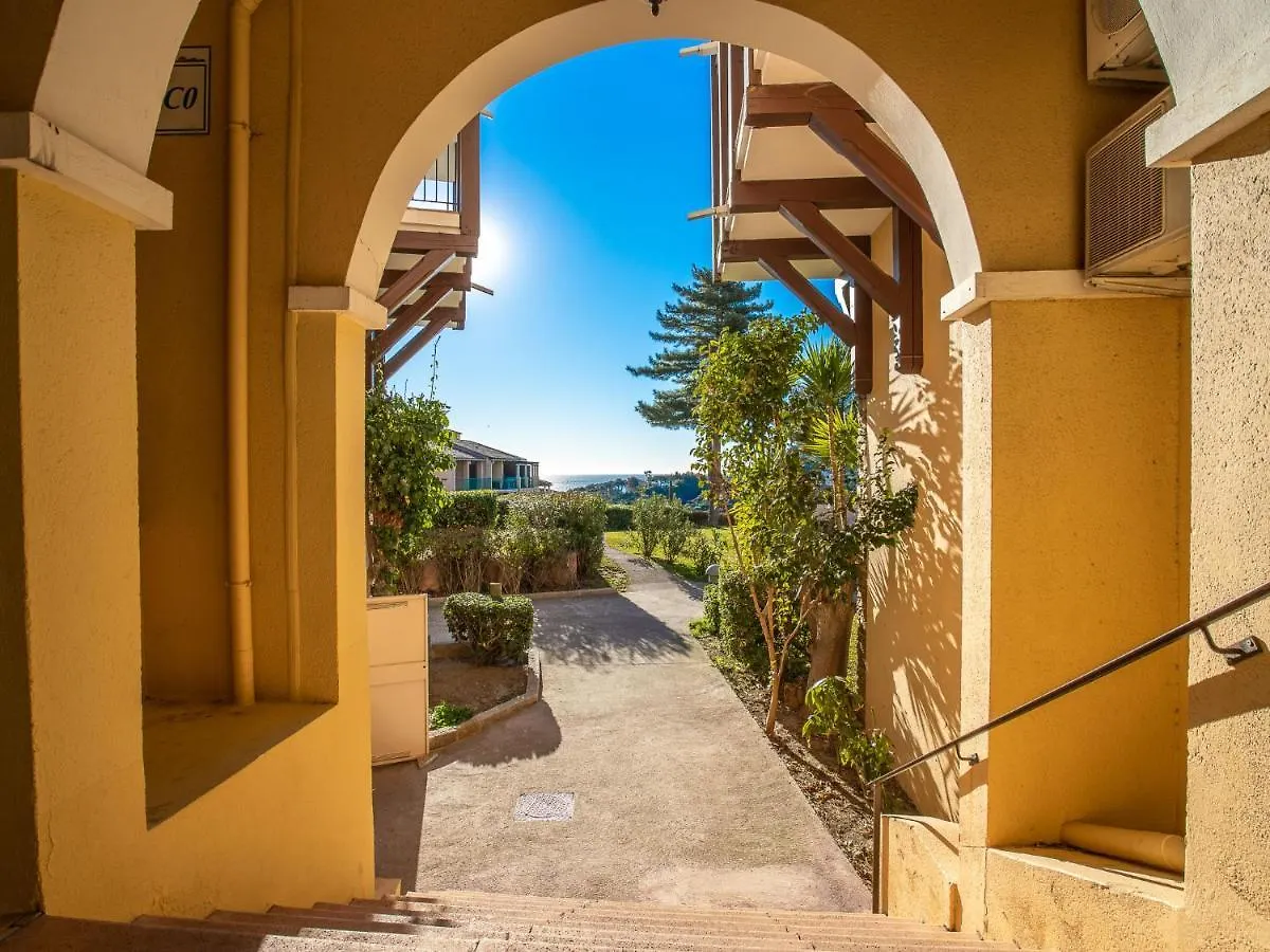 Apartment Village Cap Esterel - L'Esquinade-11 By Interhome Saint-Raphaël
