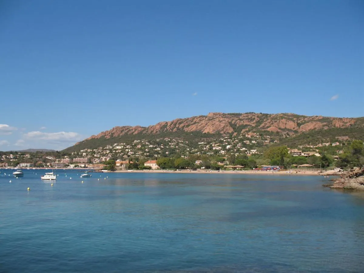 Apartment Village Cap Esterel - L'Esquinade-11 By Interhome Saint-Raphaël